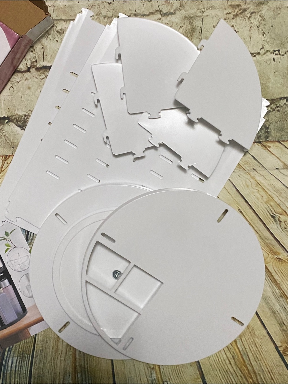 360° Rotation Makeup Organizer - White - Picture 5 of 7